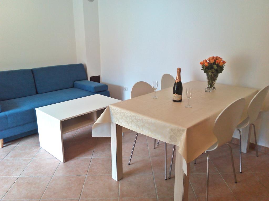 Apartmani Svjetionik Umago Esterno foto