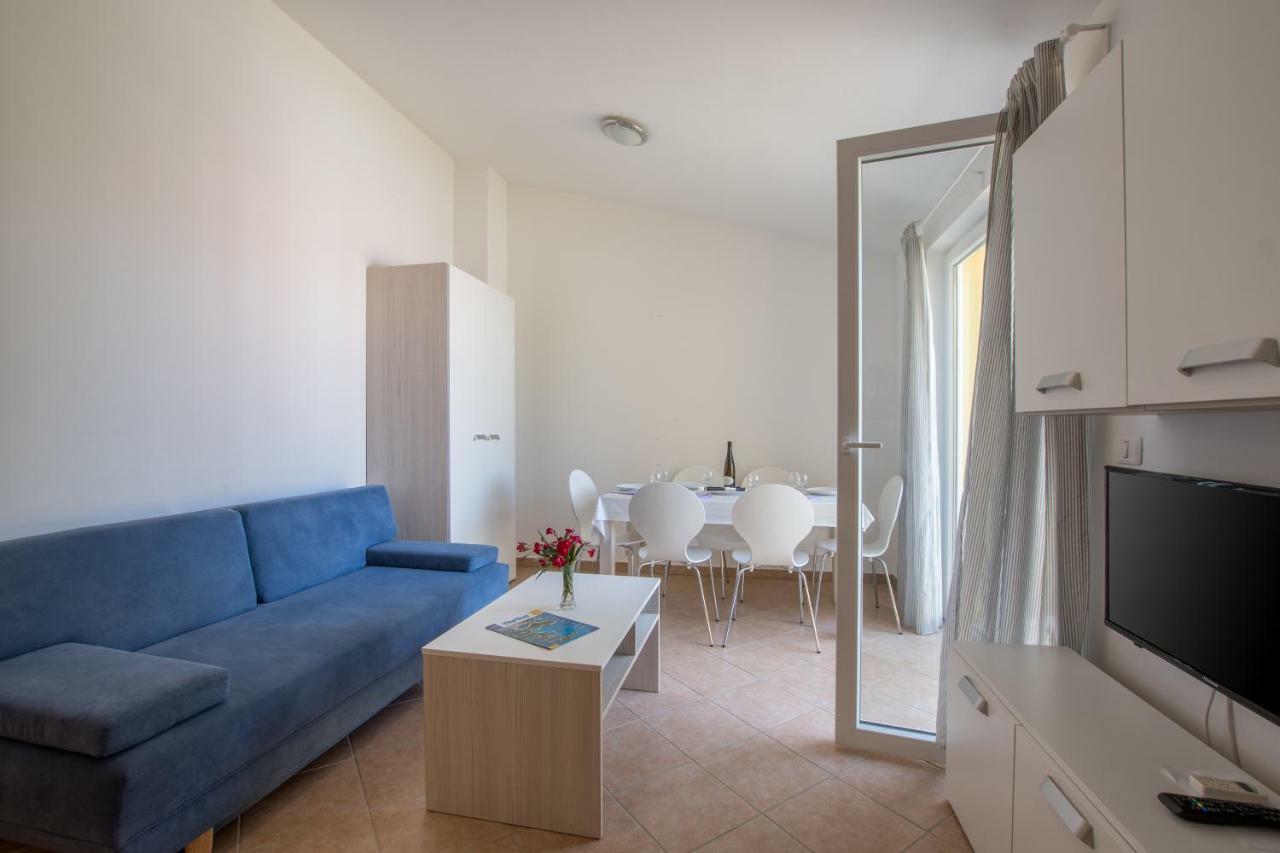 Apartmani Svjetionik Umago Esterno foto